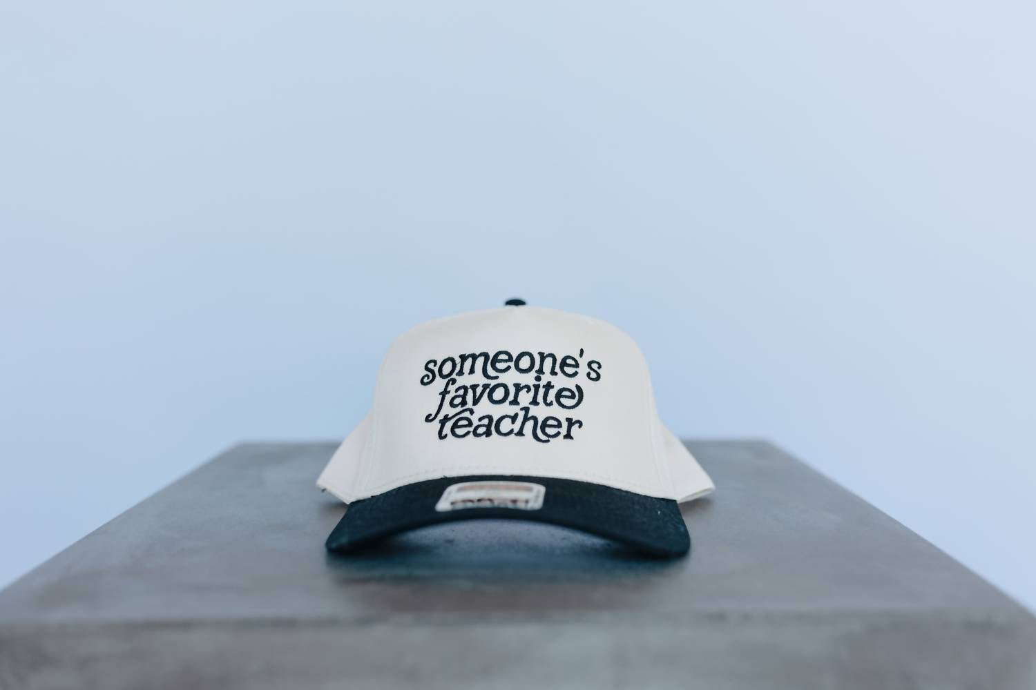 Etta & East - Unisex - Someone's Favorite Teacher Hat