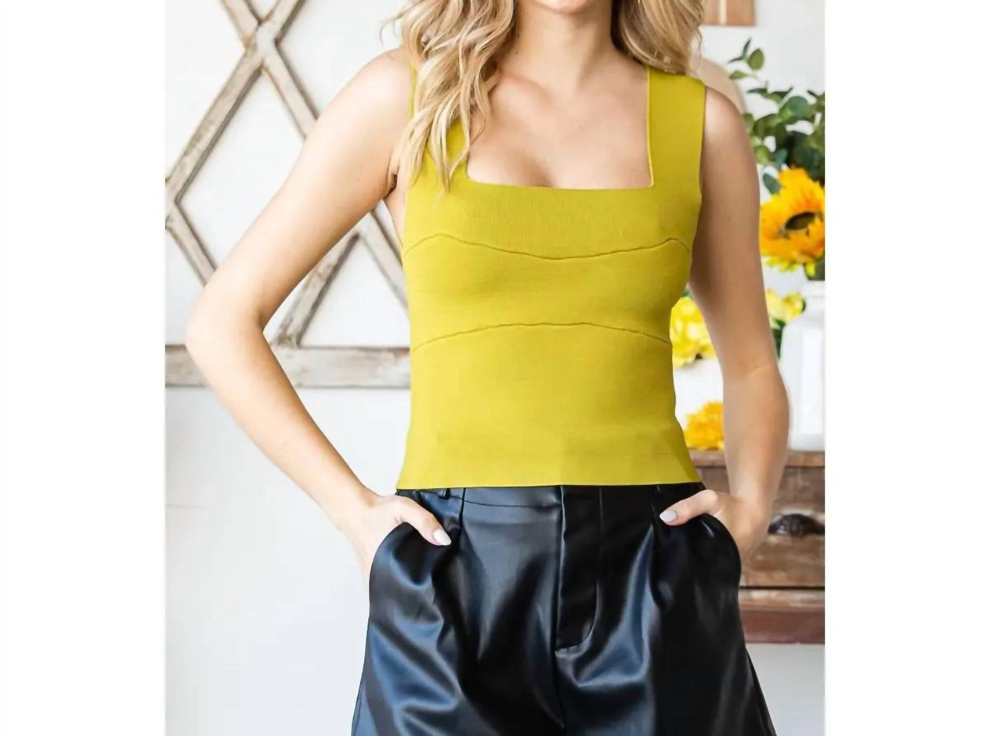 Veveret - Corset Knit Tank Top
