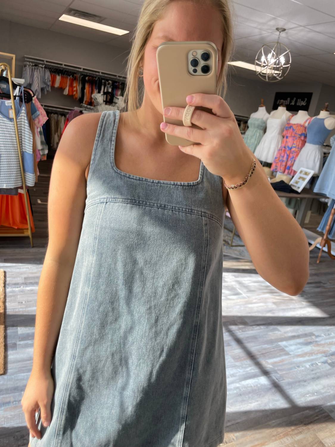 Le Lis - Square Neck Mini Dress