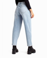 Nicole Miller - Sutton Place High Rise Pleated Taper Jean
