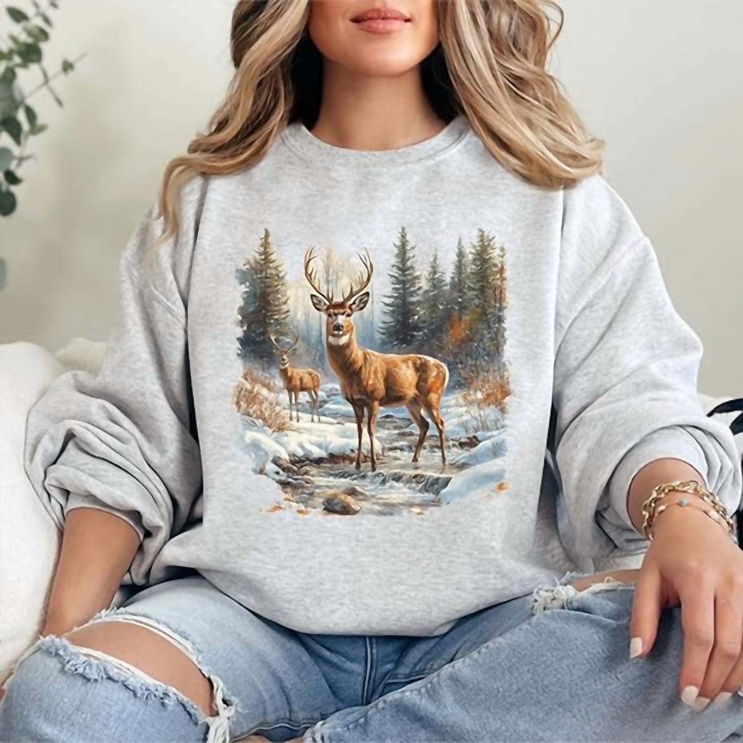 Faire - Vintage Hunting Scene Sweatshirt