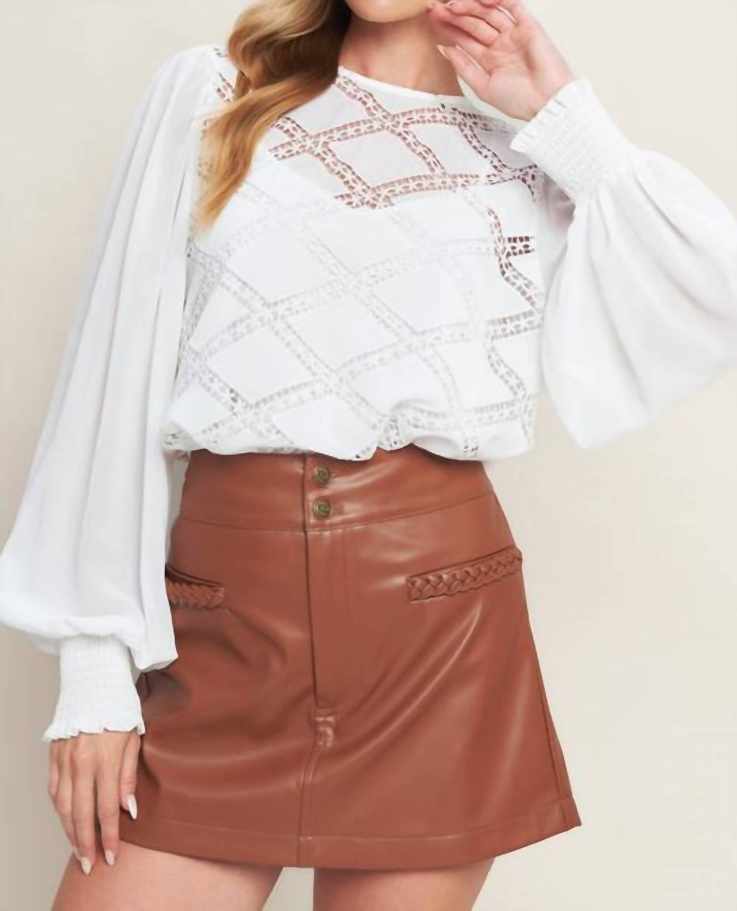 Flying Tomato - Weekend Wanderer Woven Top