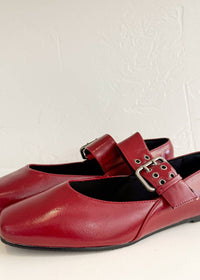 OASIS SOCIETY Women's Soho Ballet Flat in burgundy - women's flats - detail view
