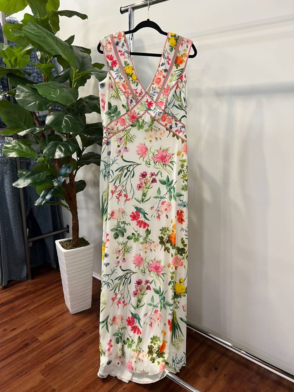 Tadashi Shoji - Women's Floral Chiffon Dress