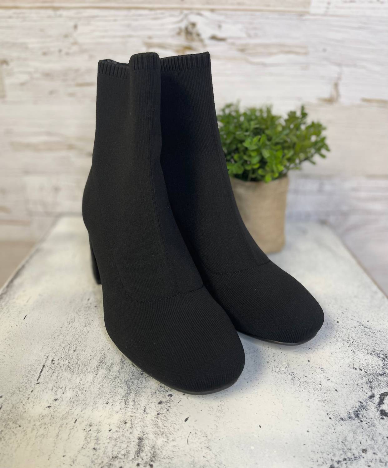 Mia - Women's Basma Knit Boot