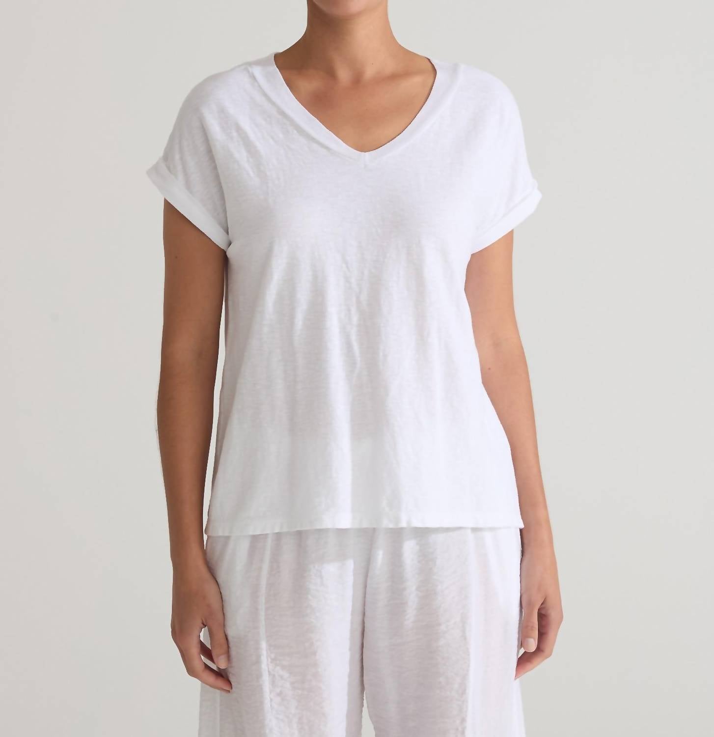 cut loose Linen V-neck Cap Tee Top in white - women's t-shirt