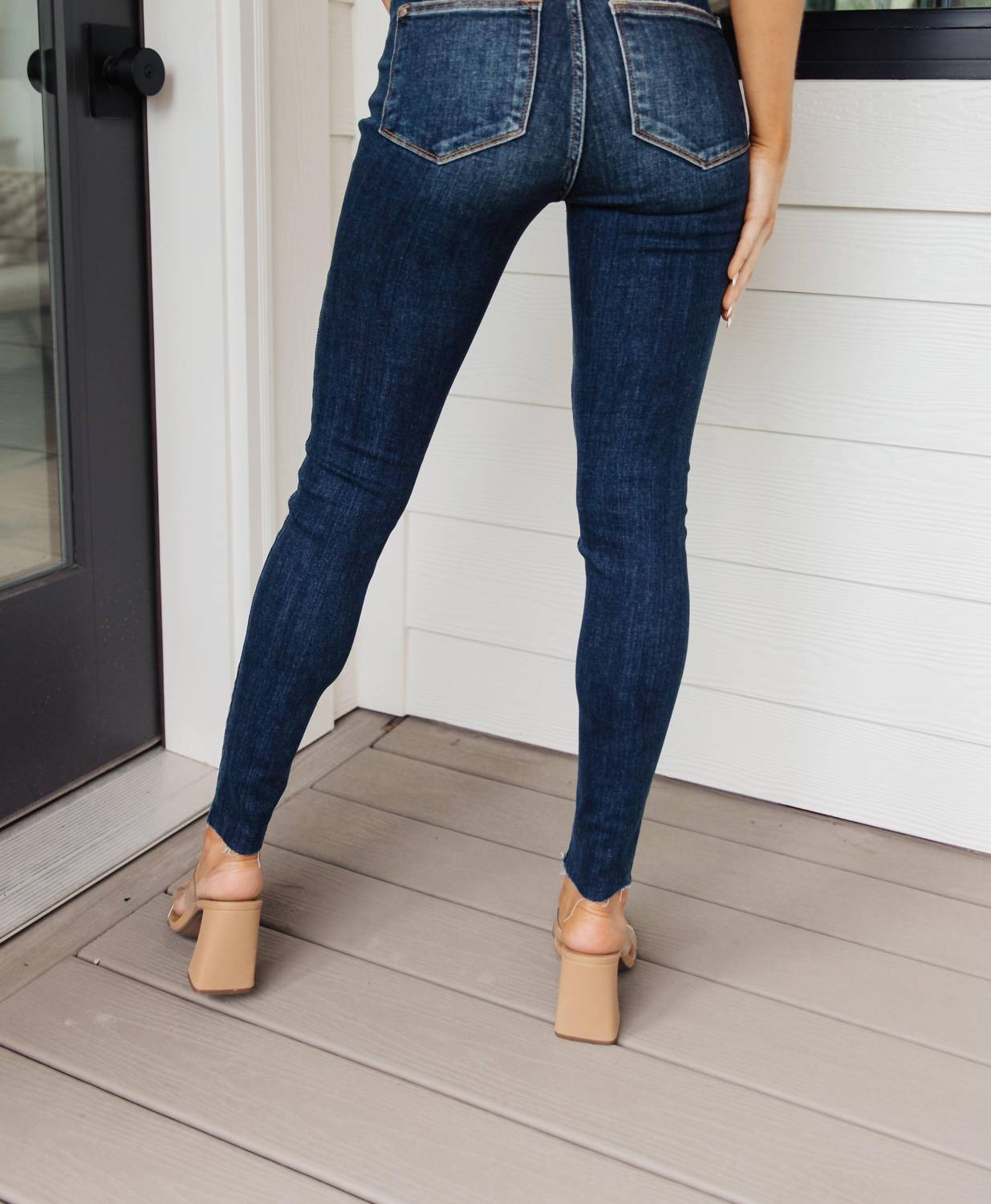 Judy Blue - Mid Rise Raw Hem Skinny Jeans