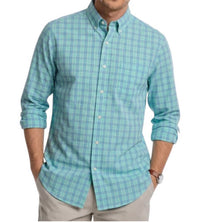 SOUTHERN TIDE Intercoastal Cast Plaid Performance Sportshirt in heather wasabi - men's shirt