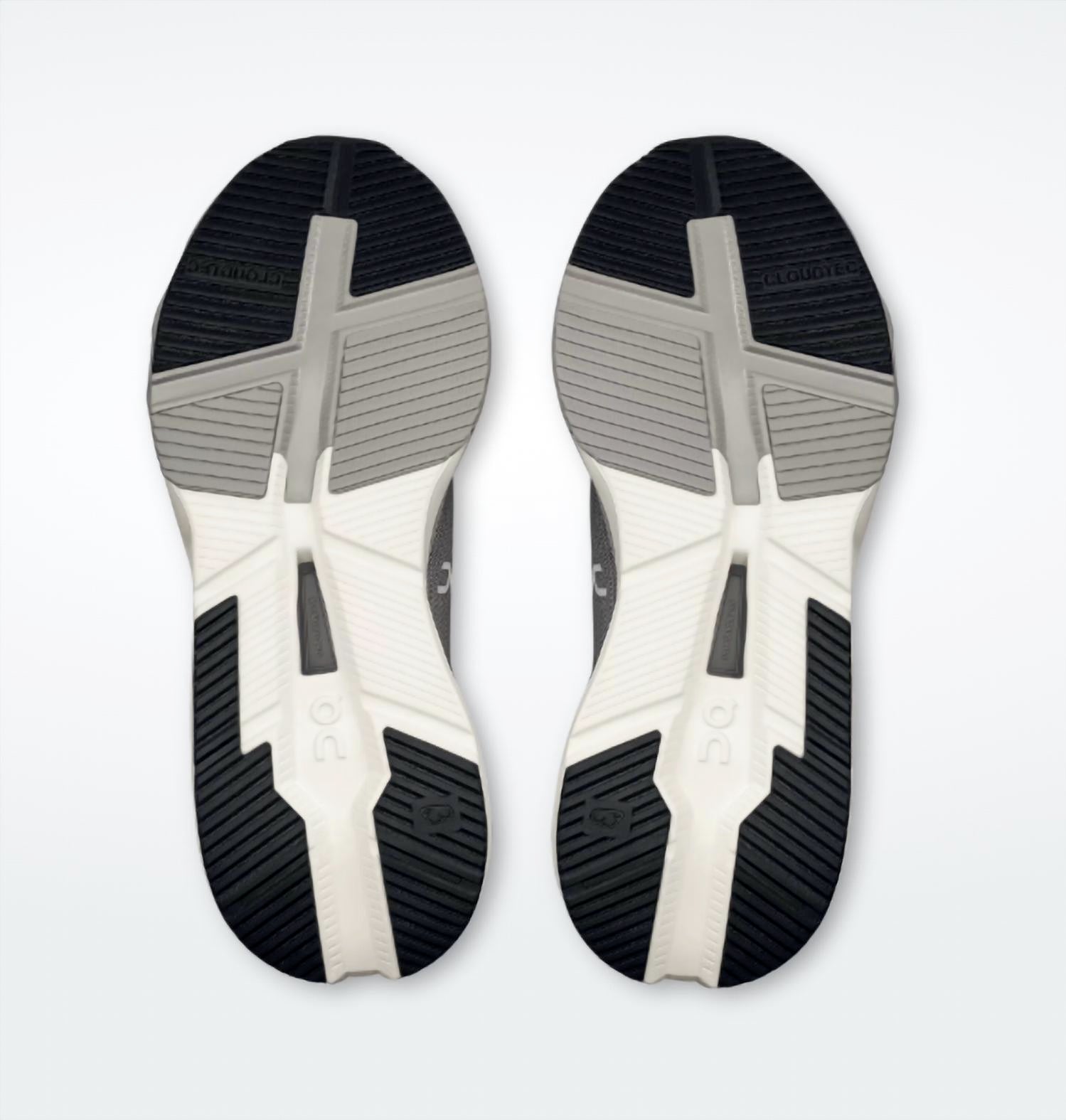 On - Men's Cloudnova X Running Shoes