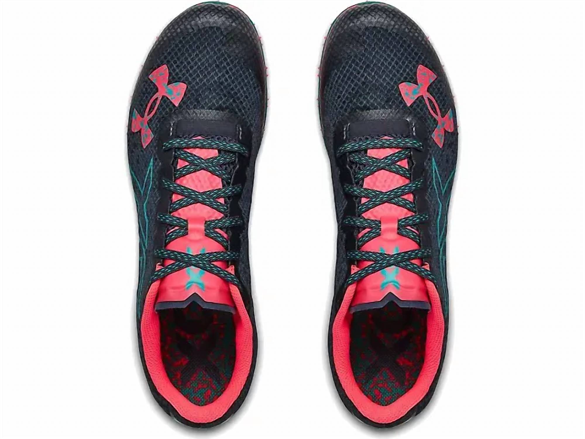 Under Armour - Men's Brigade Xc Low Spikes Shoes
