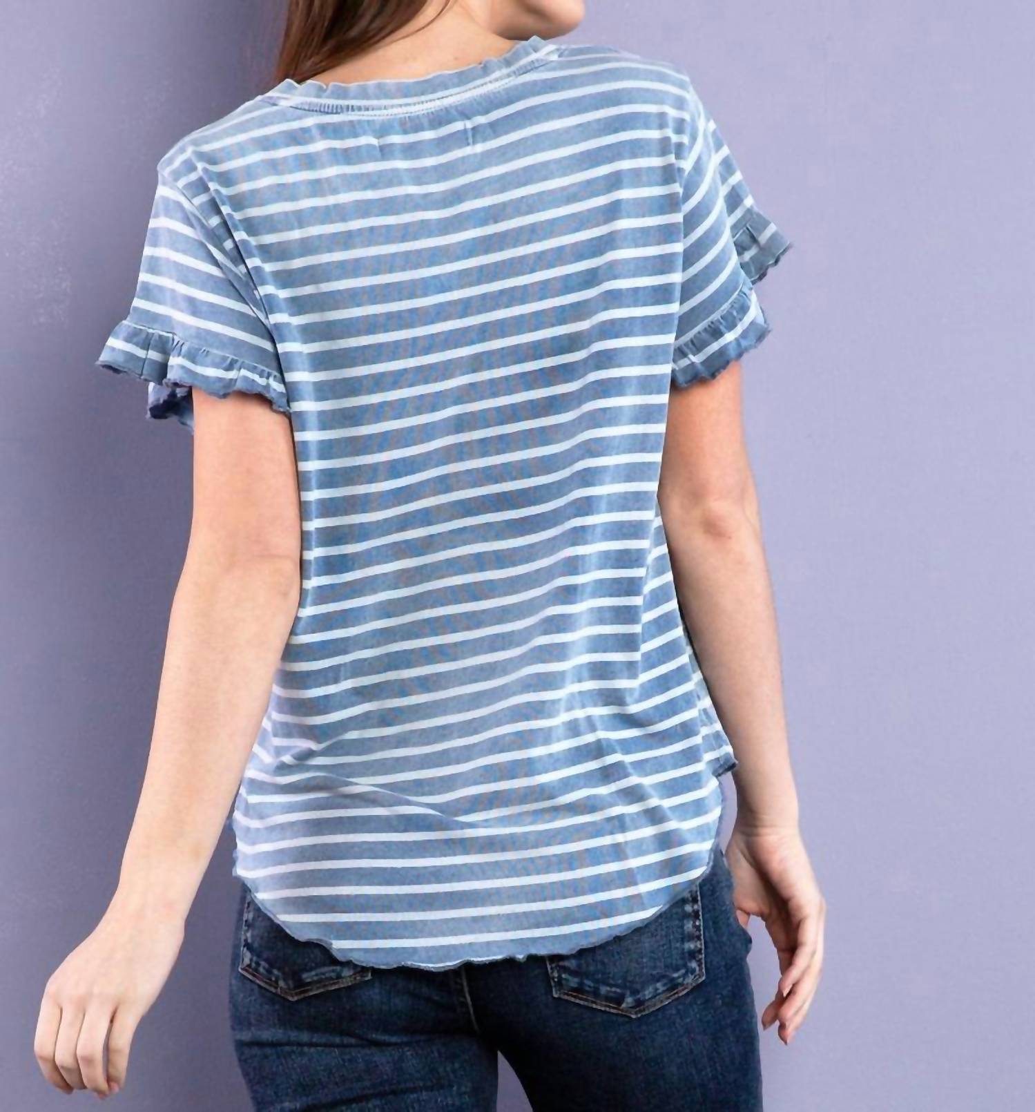 Billy T - Ruffle V-neck Tee