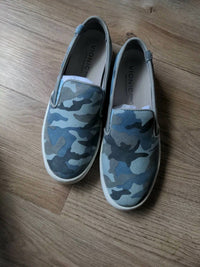 VIONIC Women's Avery Camo Slip On Sneakers in light blue - women's sneaker - view 5