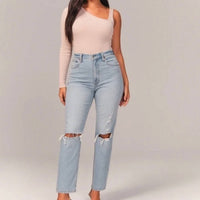 Abercrombie & Fitch - Curve Love Ultra High Rise Ankle Straight Jean