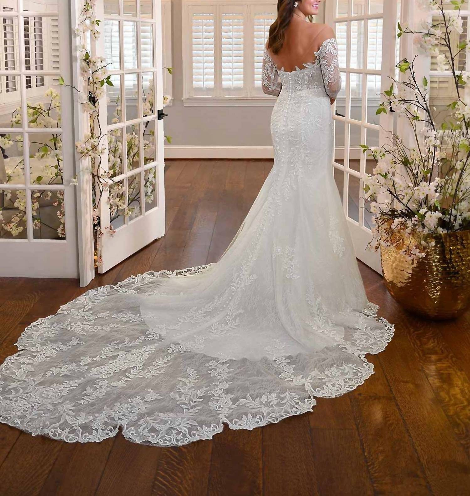 Essence Of Australia - Long-sleeve Fit-and-flare Wedding Dress