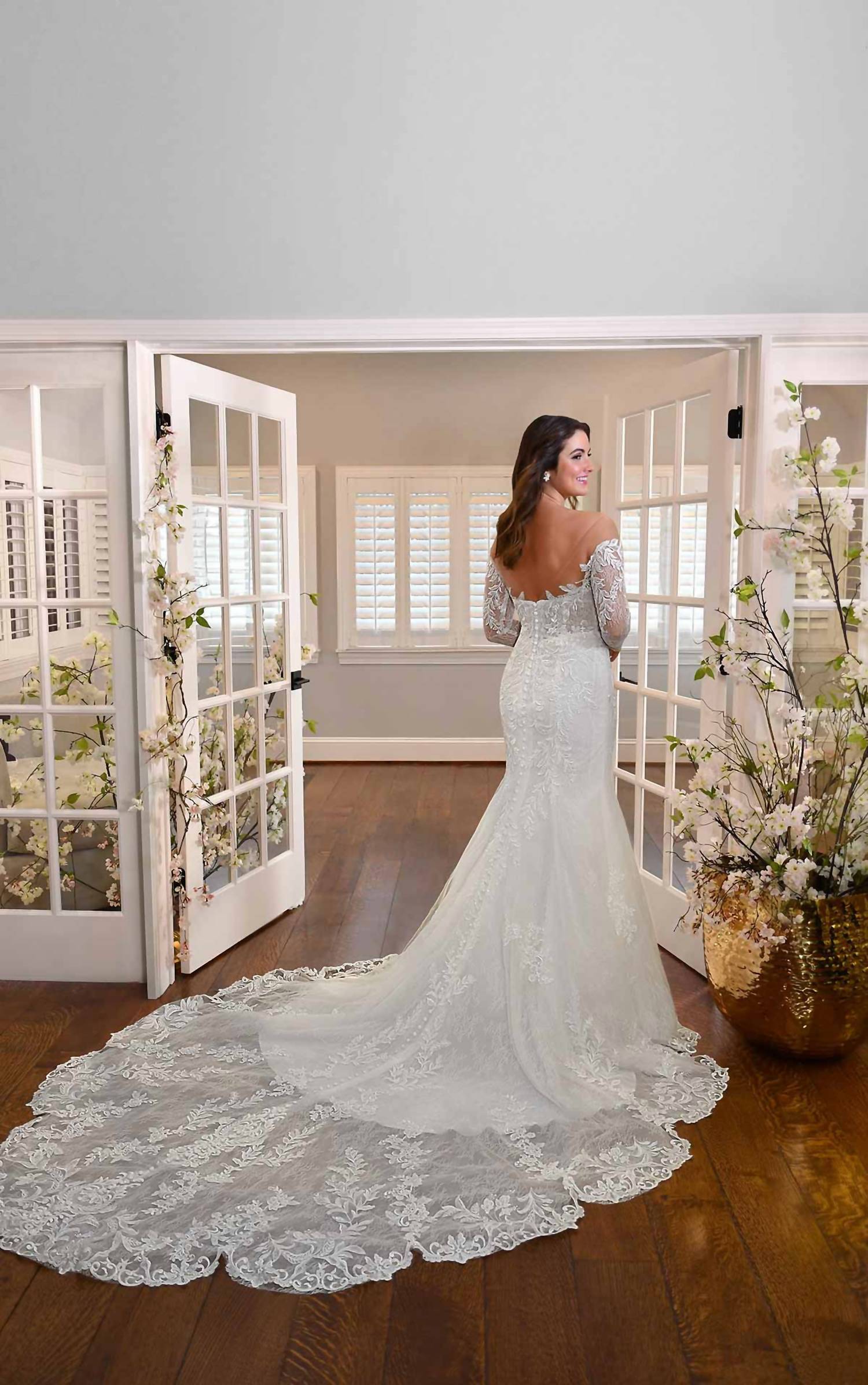 Essence Of Australia - Long-sleeve Fit-and-flare Wedding Dress