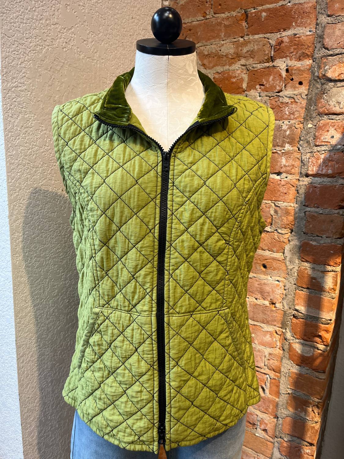 Cut Loose - Women's Quilted Vest