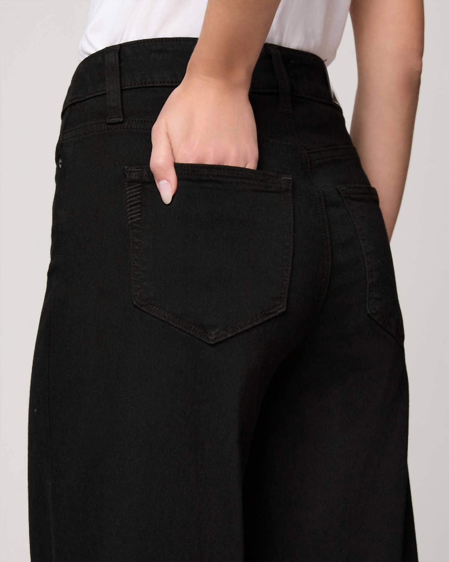 Paige - Anessa Wide Leg Jeans