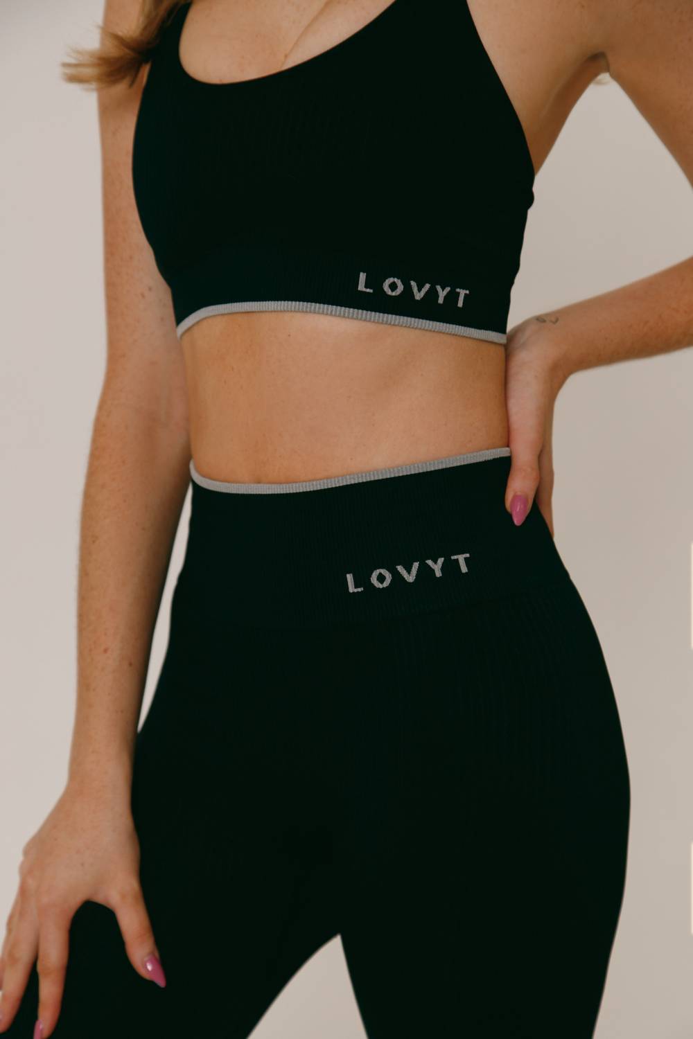 Lovyt - Nudes Rib Leggings