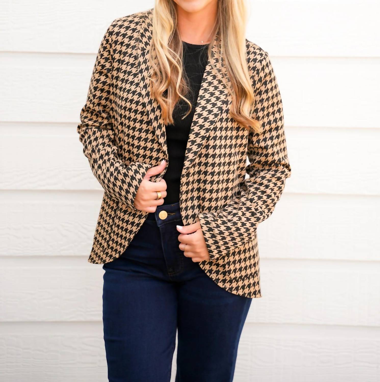Doe And Rae - Houndstooth Jacquard Blazer