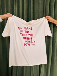Etta & East - Women's Things You Love Graphic Tee