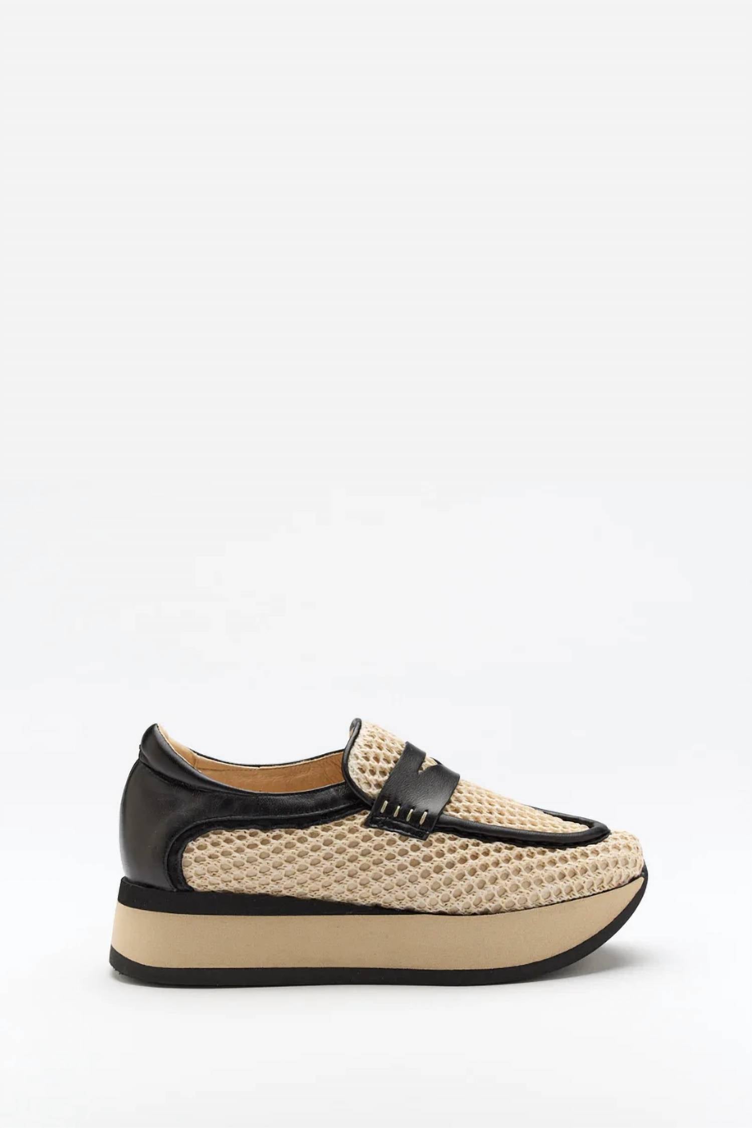 Softwaves - Women's Caela Sneaker