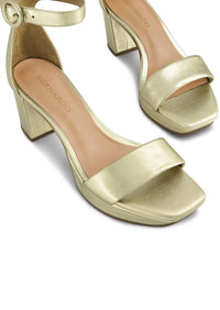 Bernardo - Women's Carla Platform Sandals