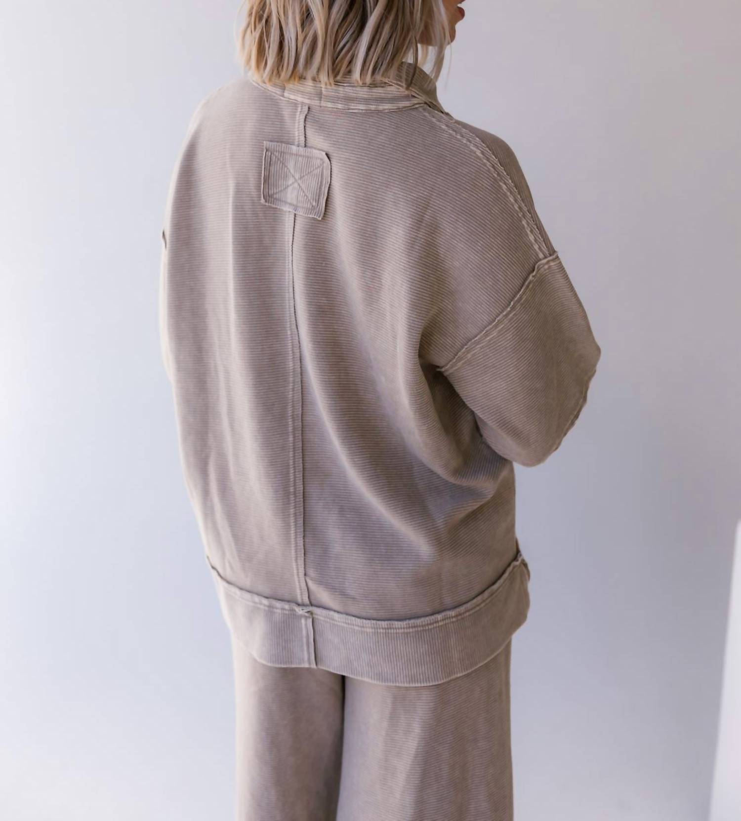 Easel - Roxie Mineral Wash Sweatshirt