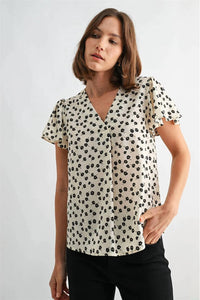 Fun 2 Fun - Floral Flutter Sleeve Blouse