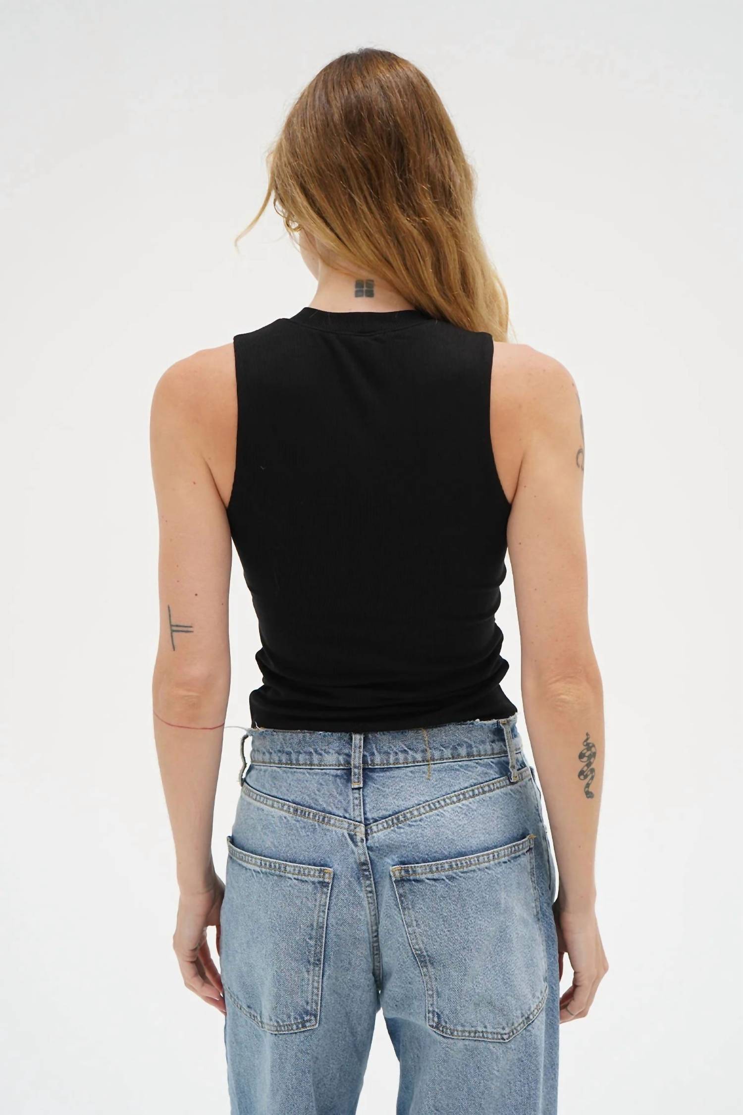 Lna - Ribbed Double Layer Tank