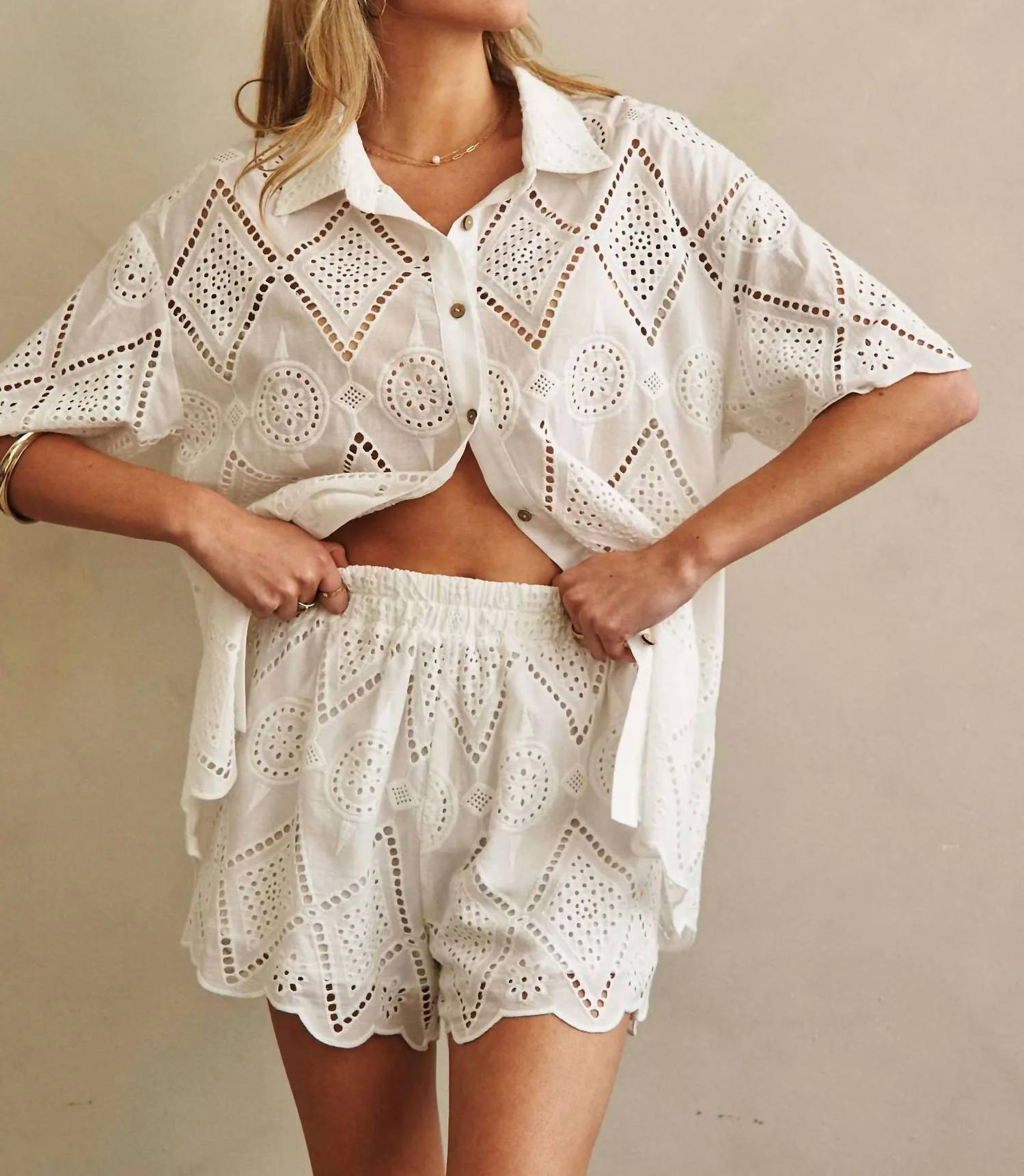 Hello Mello - Elastic Waist Laced Shorts
