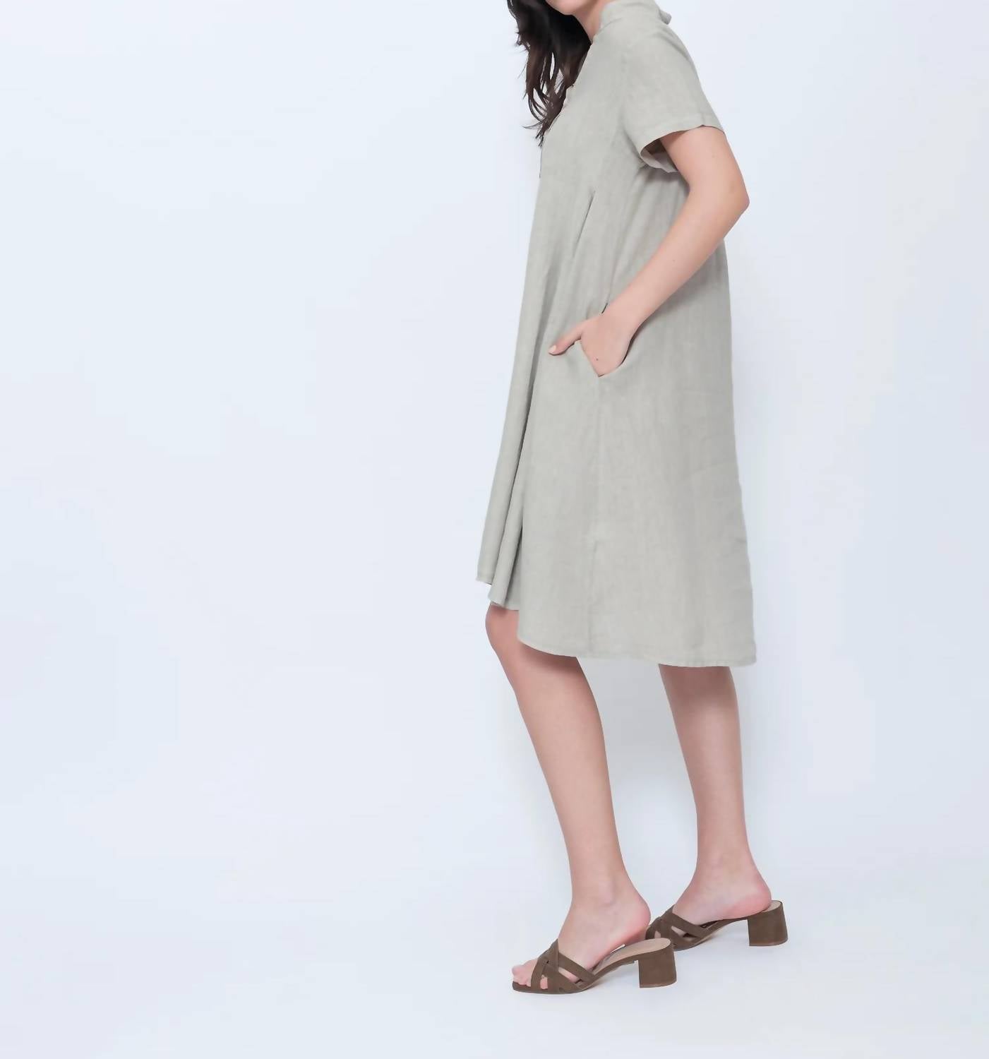 Blueberry - Collared Swing Midi Dress