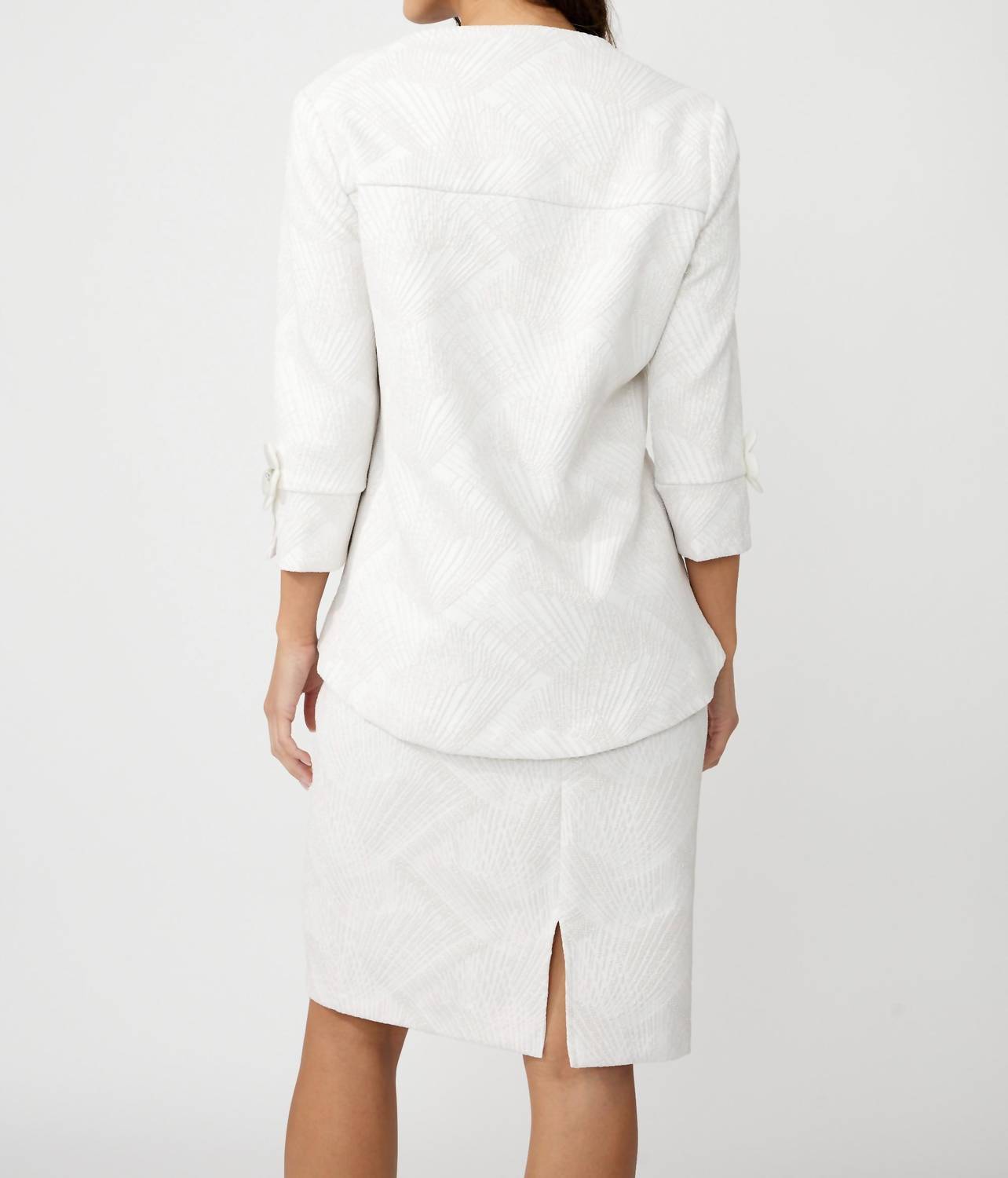 Frank Lyman - Textured Abstract Swing Jacket