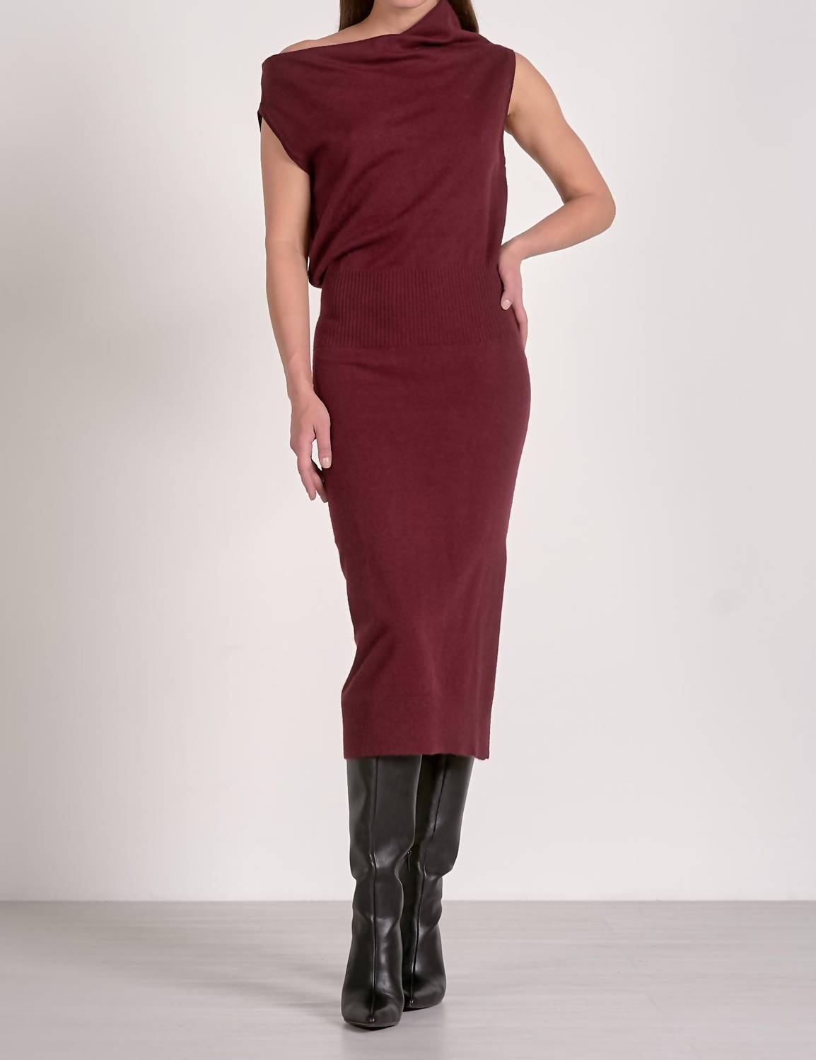 Elan - Jenna Off The Shoulder Sweater Midi Dress