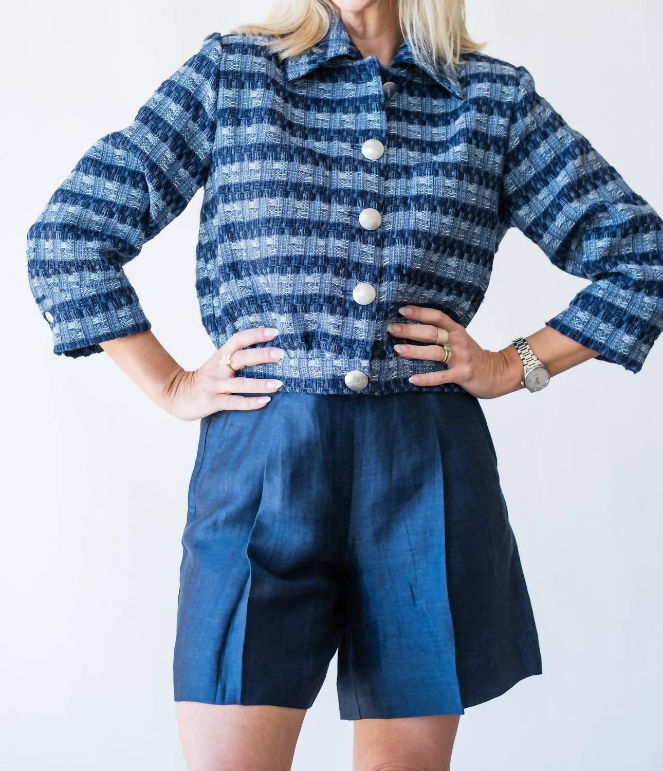 L'Agence Hadleigh Long Short in deep sea - women's shorts - detail view