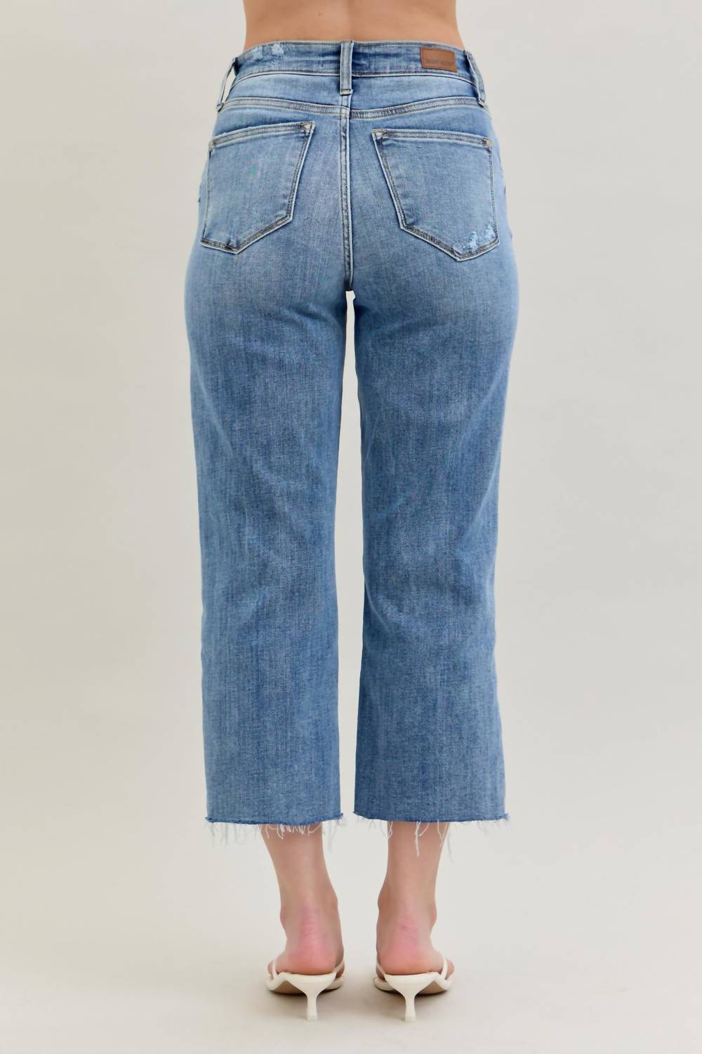 Judy Blue - Jolie Cropped Jean Distressed