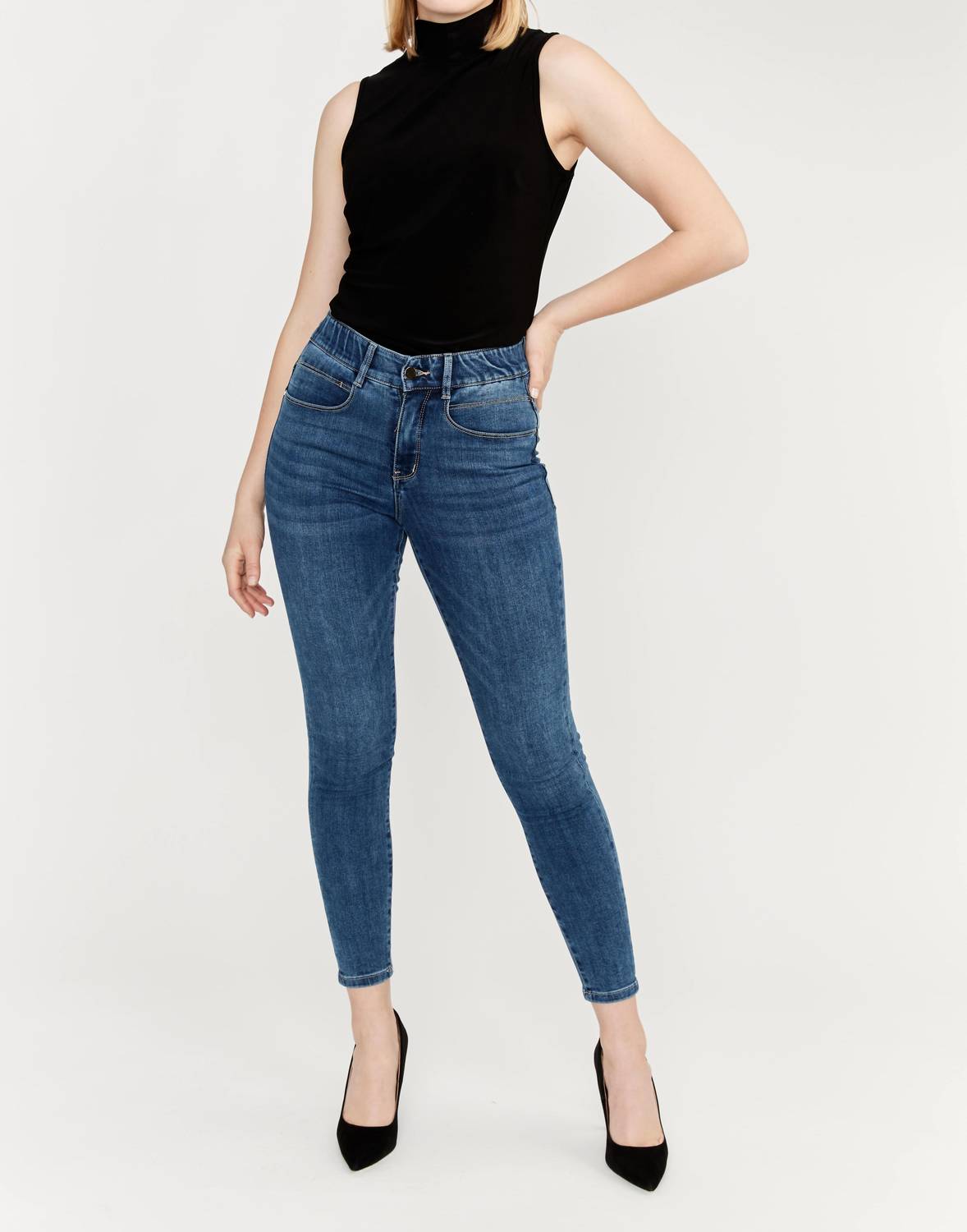 Frank Lyman - Slim High Rise Jeans