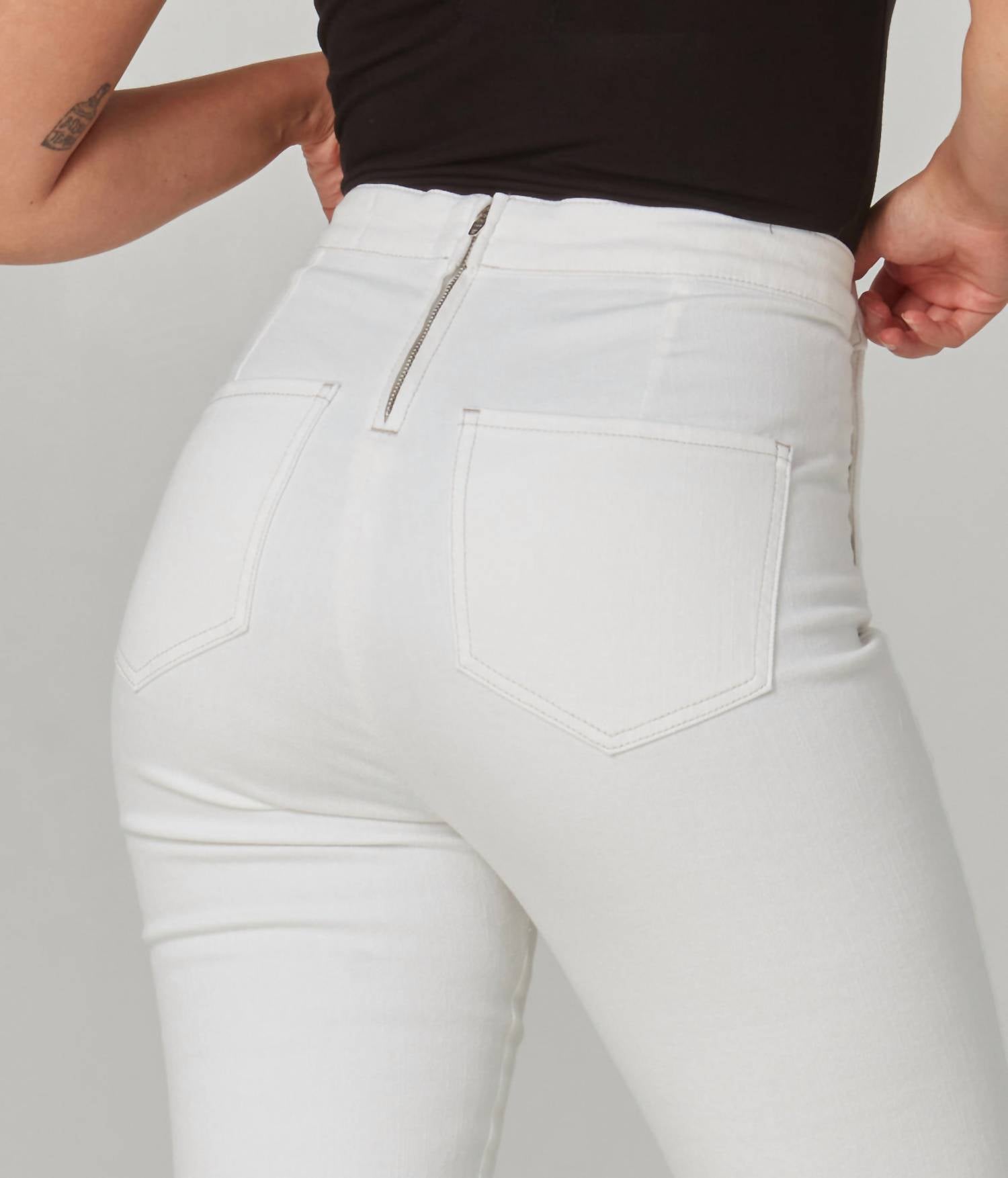 Lola Jeans - STEVIE ULTRA-HIGH RISE FLARE JEANS