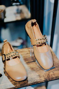 Homers - Women's Kala Leather Flats