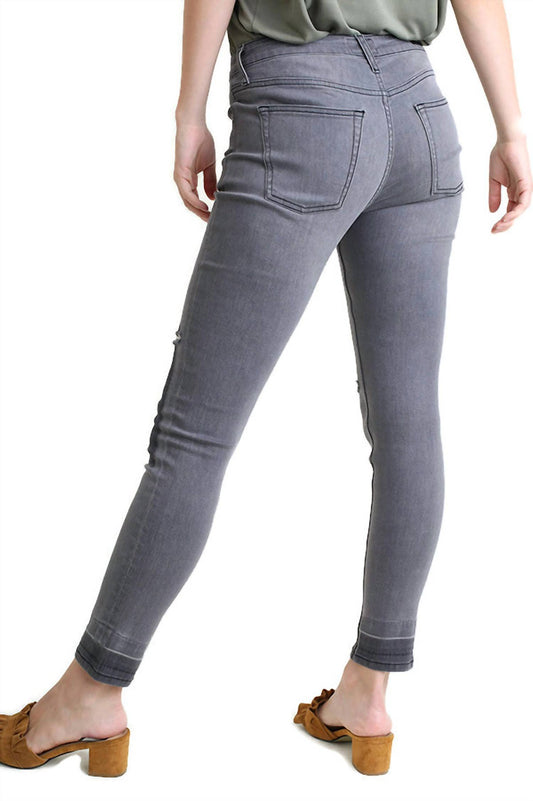 Umgee - Distressed Denim Stretch Jean