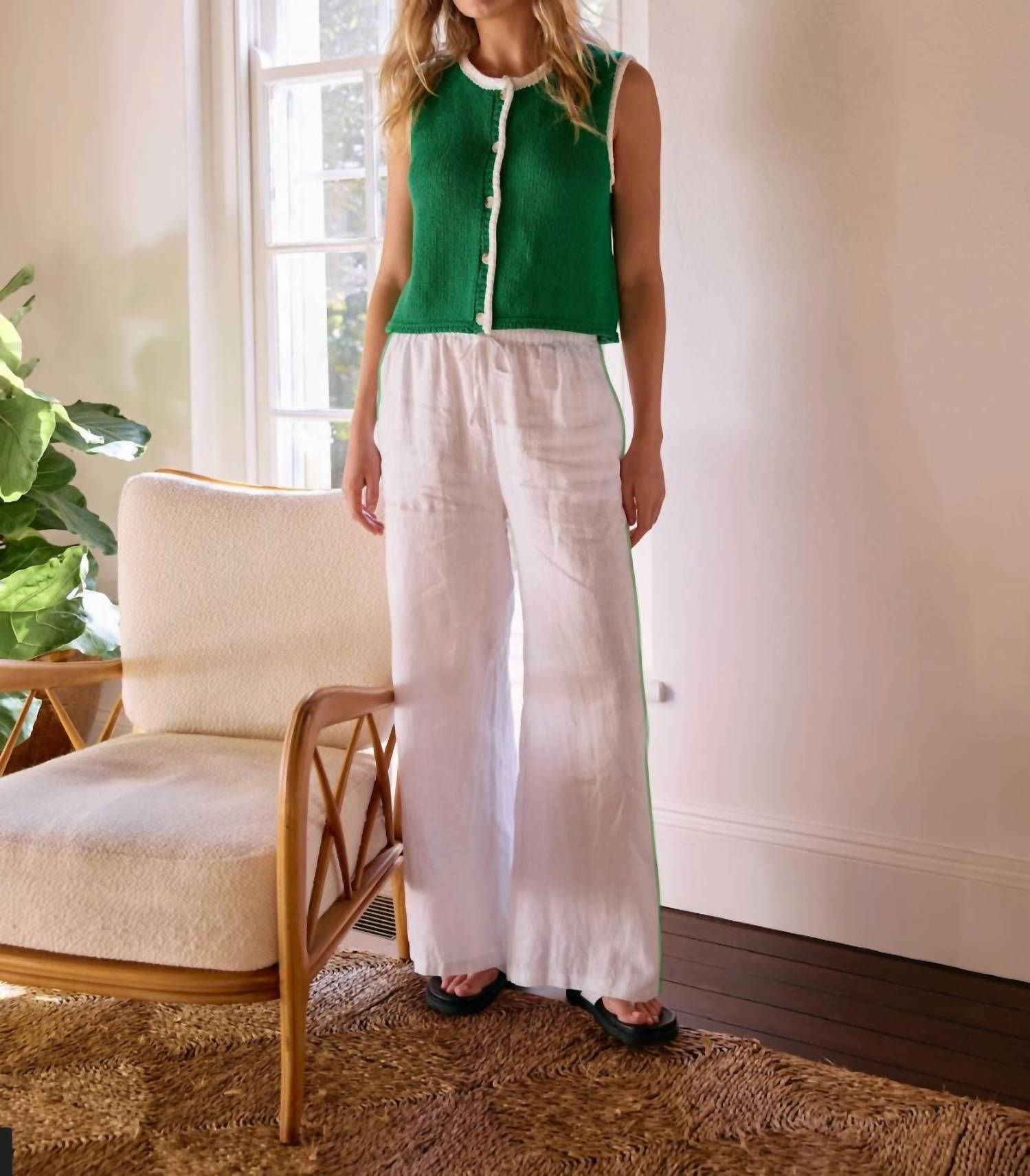 little lies Emma Side Trim Pants in white - women's pants - detail view