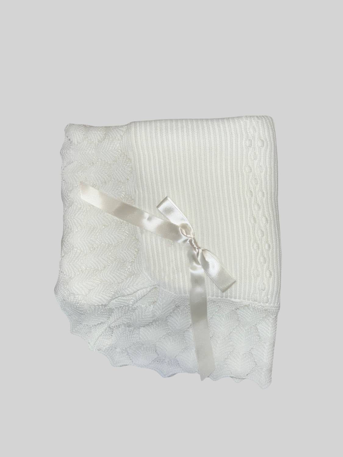 Juliana - Detailed Knit Blanket
