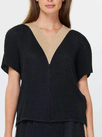 Current Air - V-neck Dolman Sleeves Top