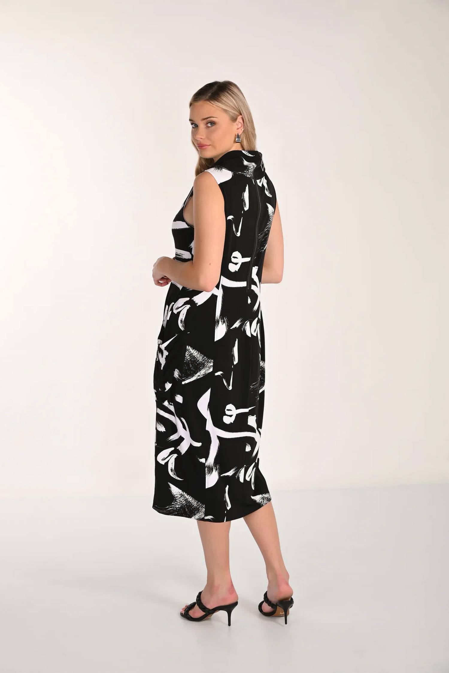 Frank Lyman - Abstract Sleeveless Midi Dress
