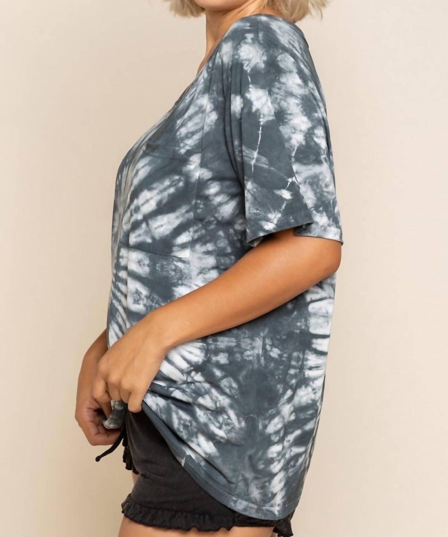 POL Splashes In Color Top in color top in galaxy black - women's shirt - detail view