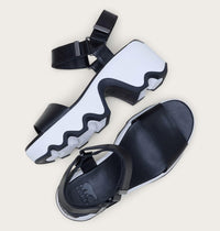 Sorel - Women's Kinetic Aura Y Strap Sandal