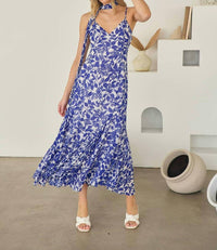 Sugarlips - Hagny Pleated Midi Dress
