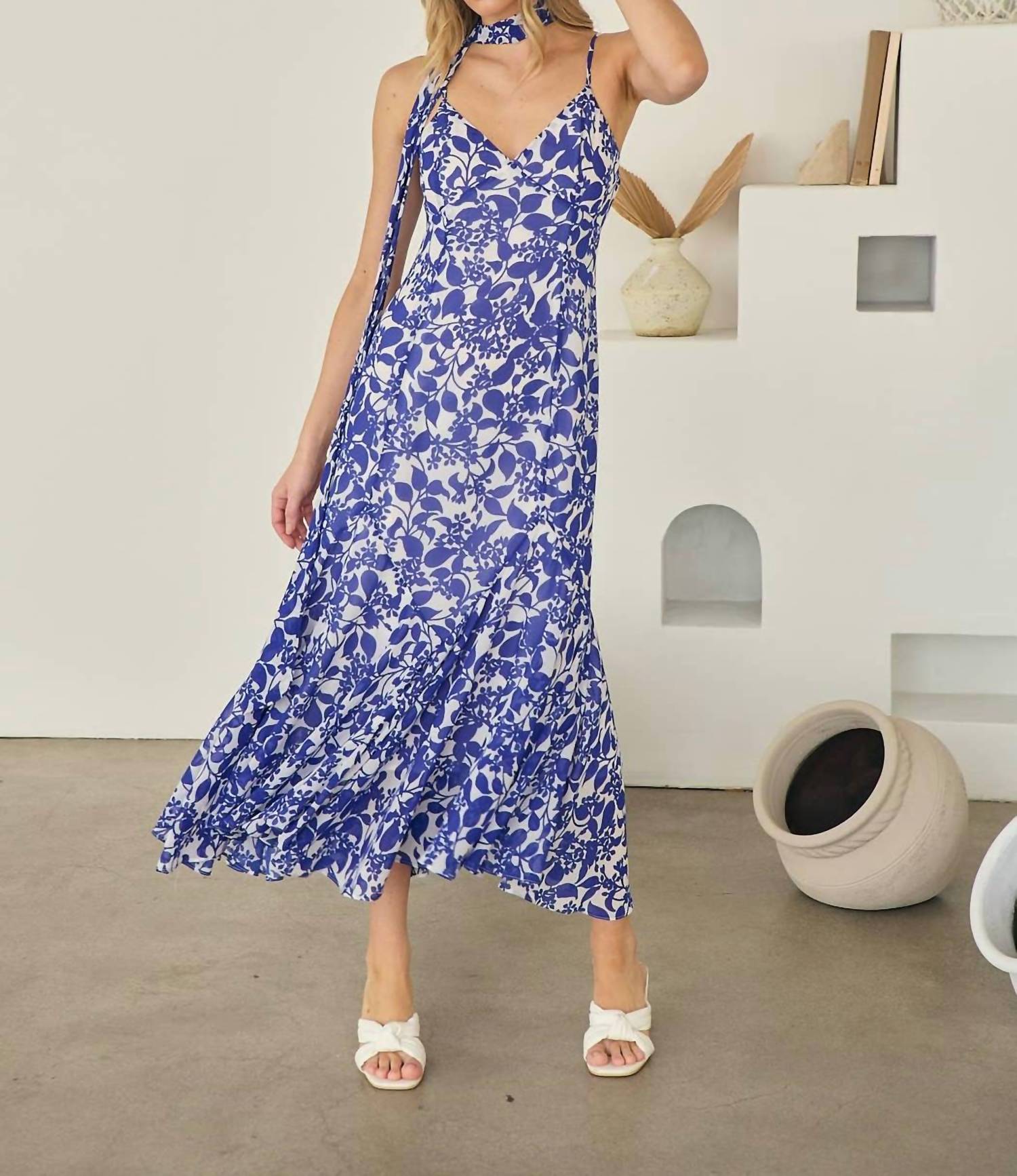 Sugarlips - Hagny Pleated Midi Dress