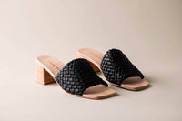 GIA SANDALS