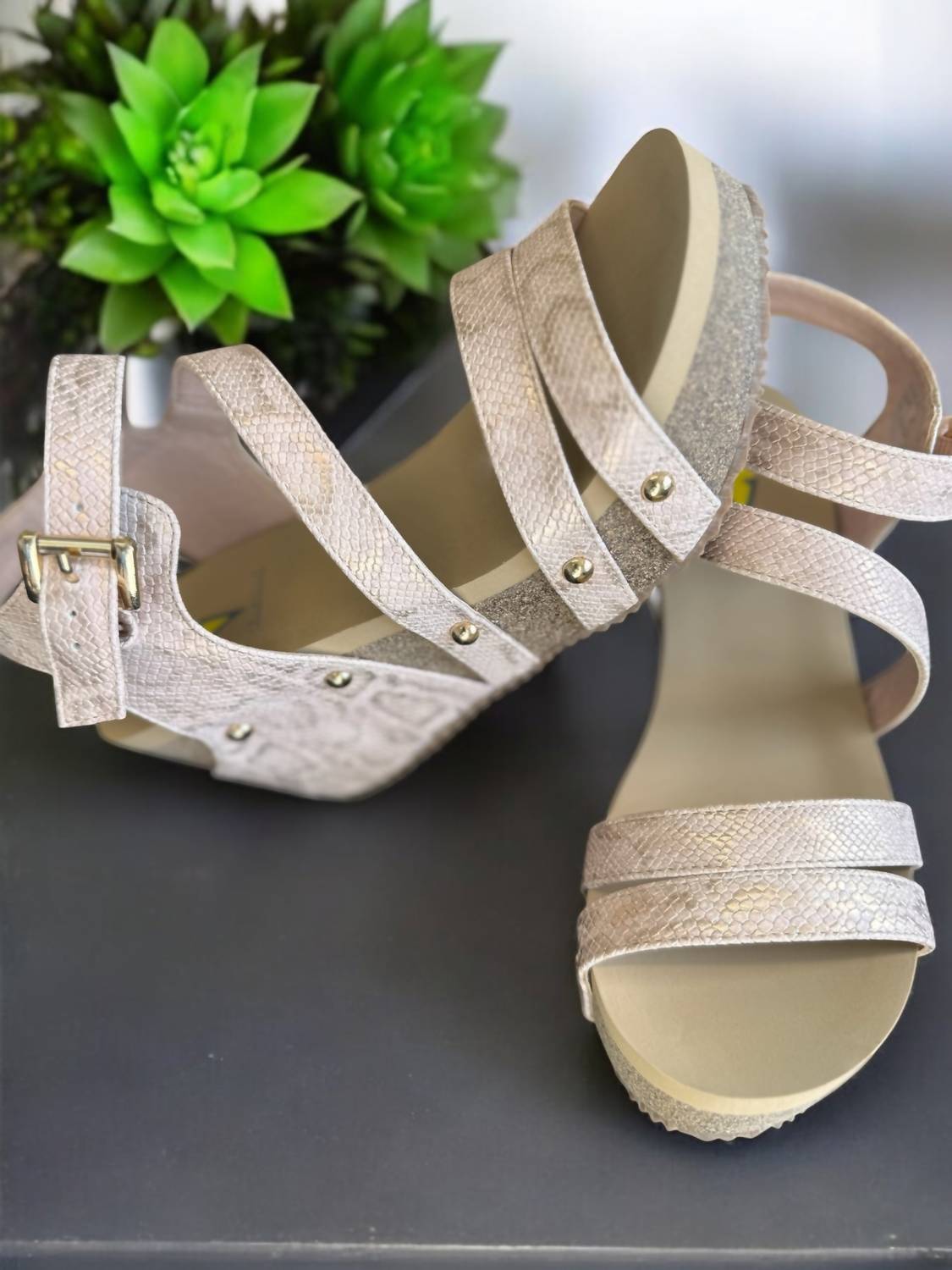 Very Volatile - Women's Euphoria Wedges