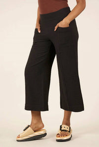 Habitat - Crinkle Crepe Aria Capri Pants
